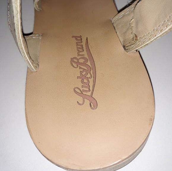 Lucky Brand Gladiator Sandals Champagne Gold Size 7.5 - Picture 4 of 6